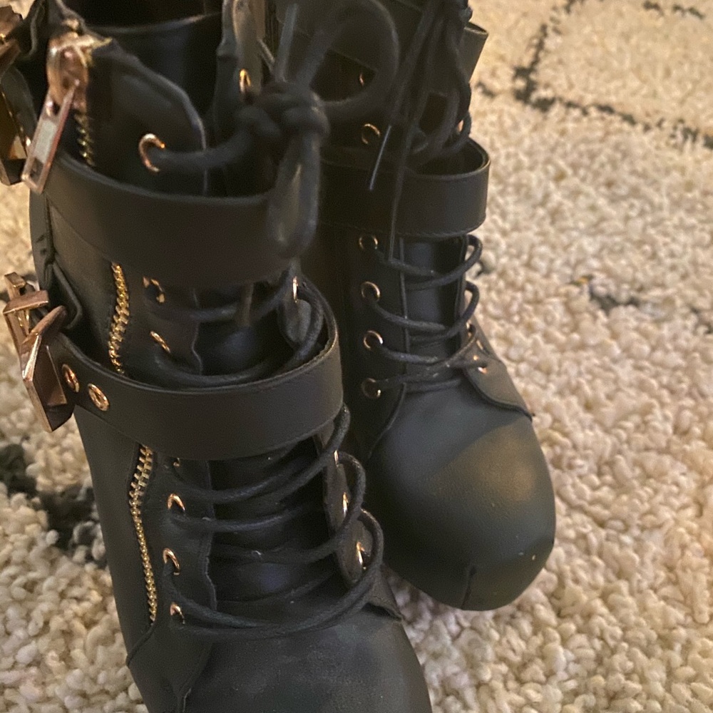 Booties - Picture 3 of 3